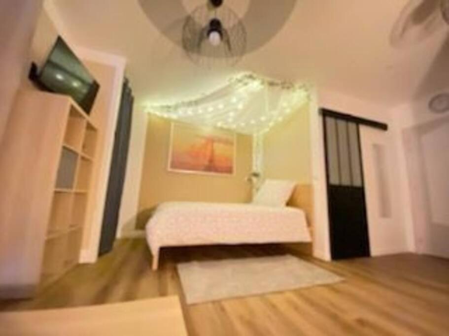 La Grelauderie 5 Apartman Saintes Kültér fotó